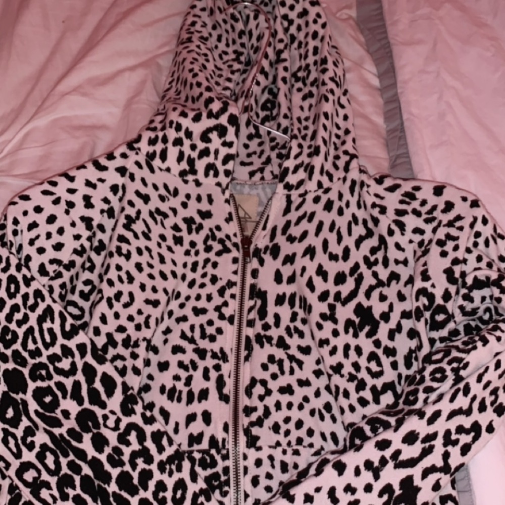 Cheetah print zip up